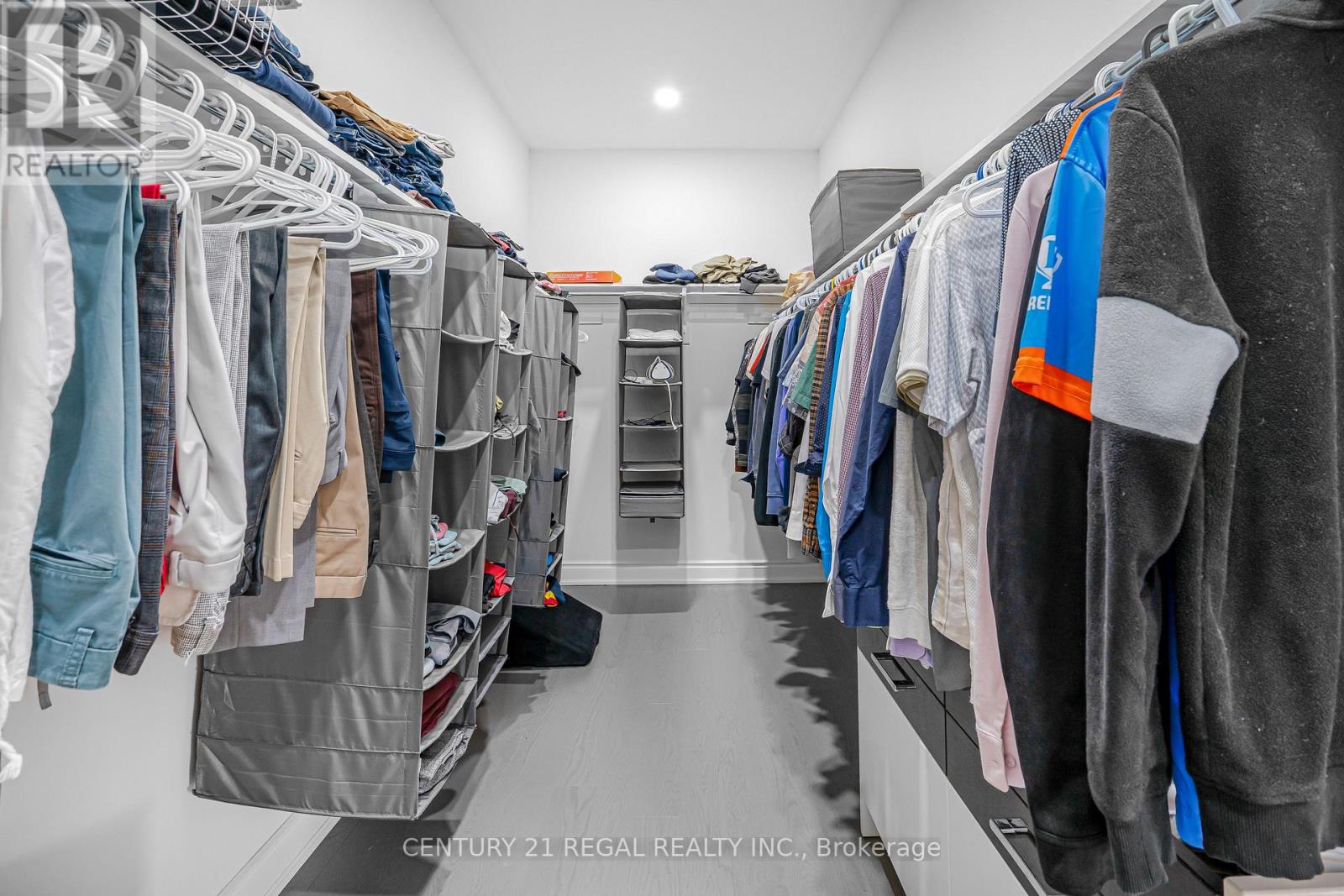 15 Ballanview Court, Whitchurch-Stouffville, Ontario  L4A 4W9 - Photo 37 - N12726068