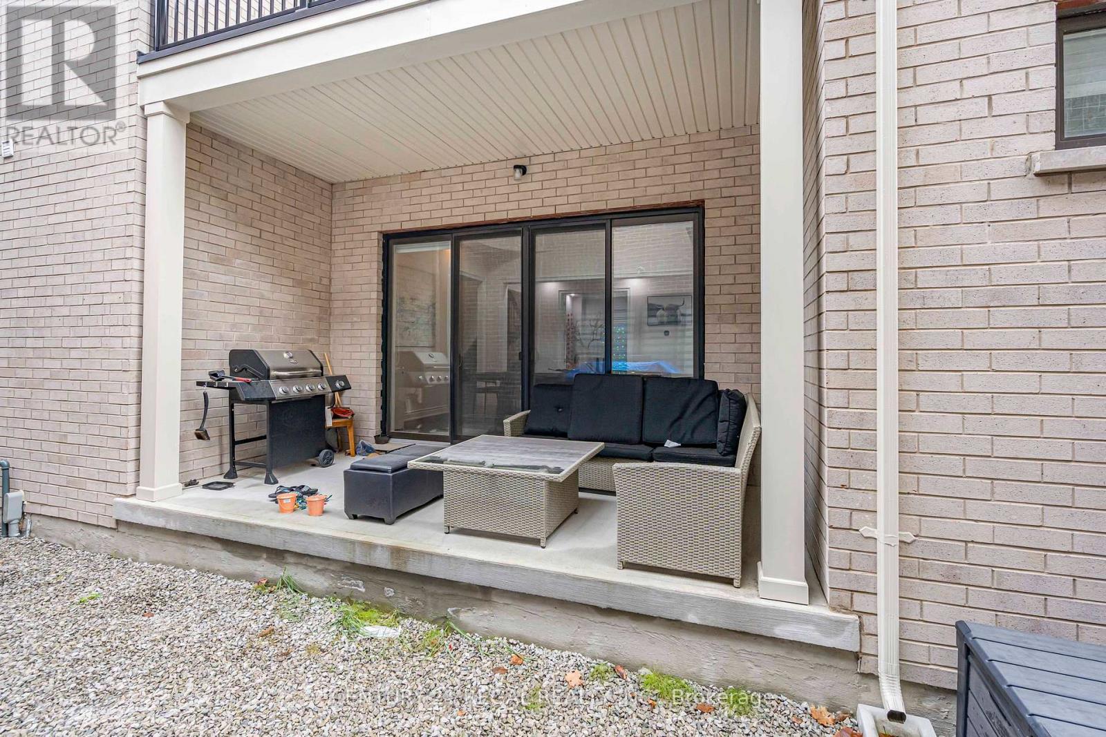 15 Ballanview Court, Whitchurch-Stouffville, Ontario  L4A 4W9 - Photo 48 - N12726068