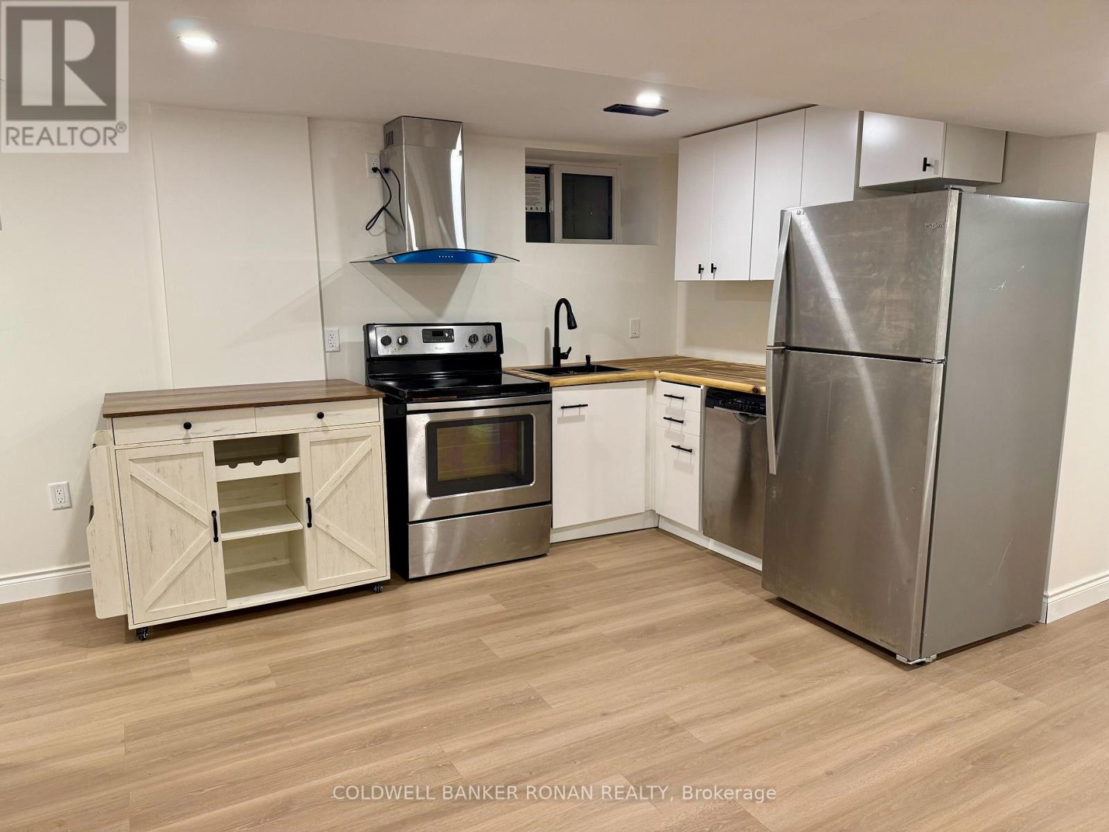 14 Denney Drive, Essa, Ontario  L0L 1N0 - Photo 2 - N12726124