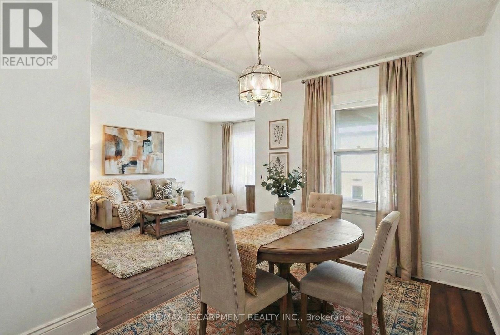 246 Cope Street, Hamilton, Ontario  L8H 5B5 - Photo 10 - X12518404