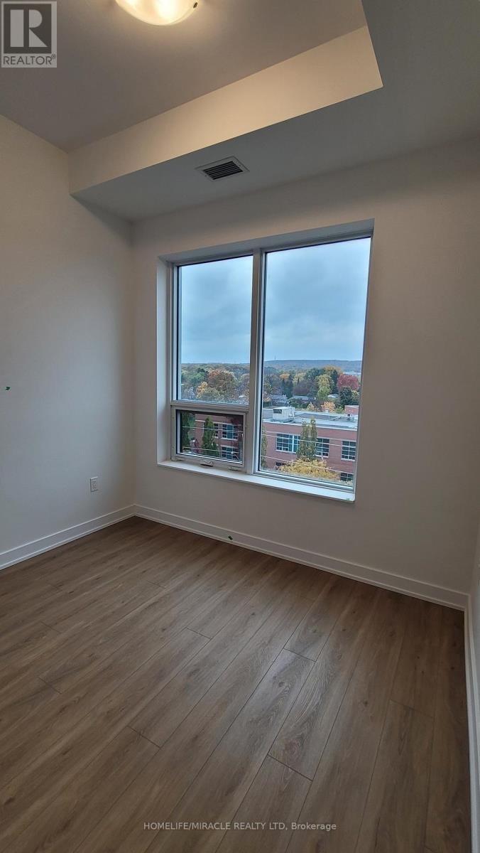 608 - 500 Plains Road E, Burlington, Ontario  L7T 2E1 - Photo 9 - W12725972