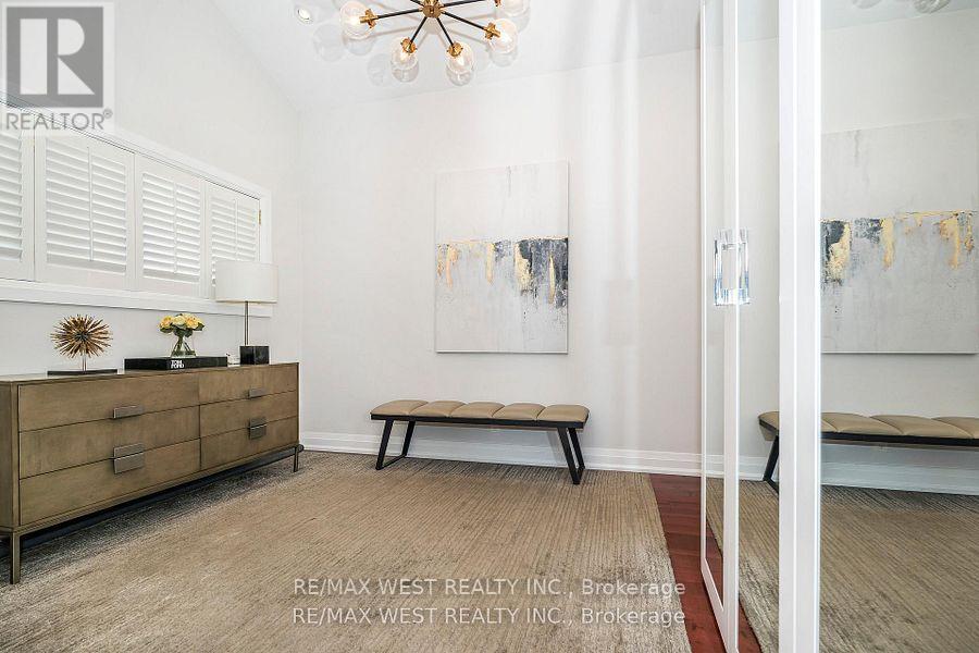 5 Eleventh Street, Toronto, Ontario  M8V 2G2 - Photo 10 - W12725998