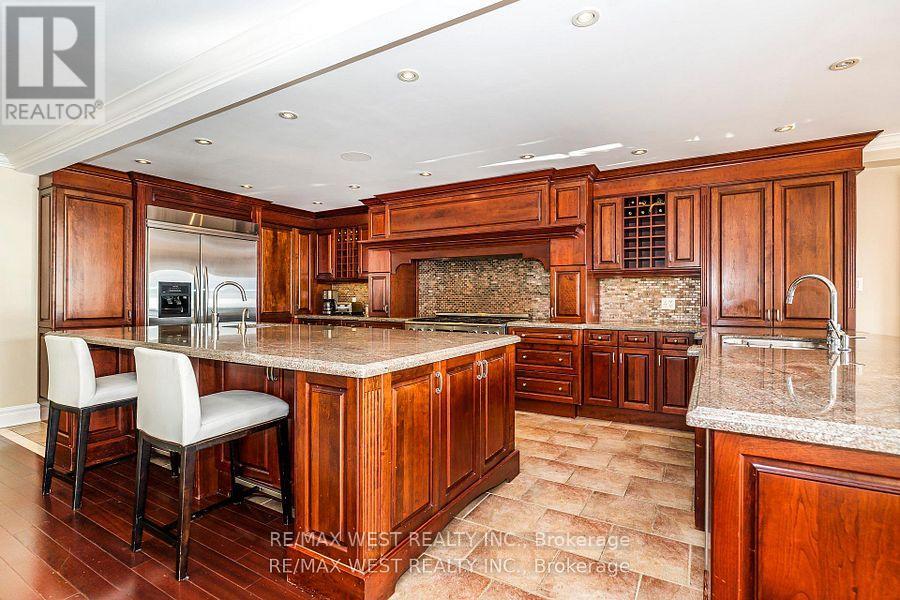 5 Eleventh Street, Toronto, Ontario  M8V 2G2 - Photo 16 - W12725998