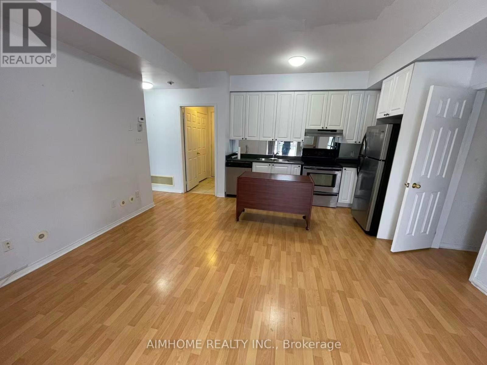 266 - 4975 Southampton Drive, Mississauga, Ontario  L5M 8C5 - Photo 2 - W12726024