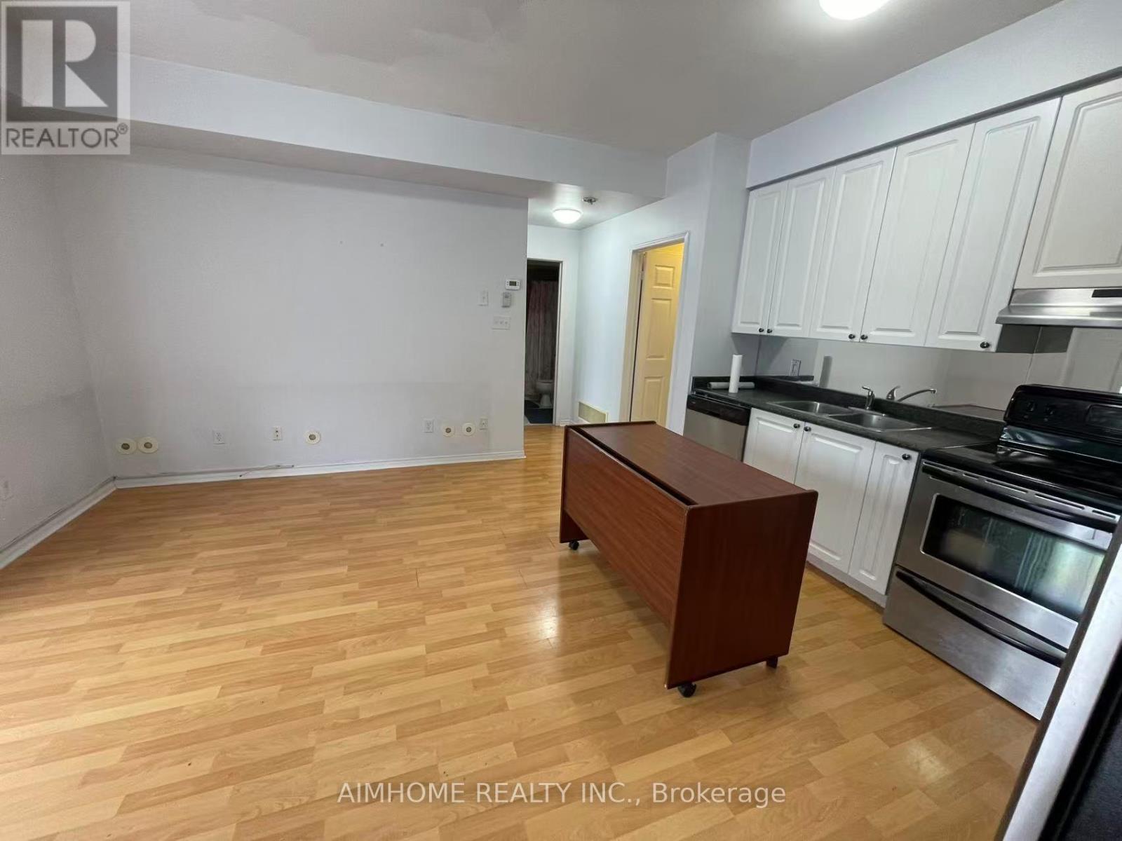 266 - 4975 Southampton Drive, Mississauga, Ontario  L5M 8C5 - Photo 3 - W12726024