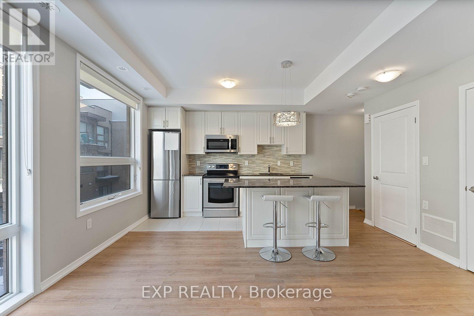 106 - 32 FIELDWAY ROAD, Toronto, Ontario