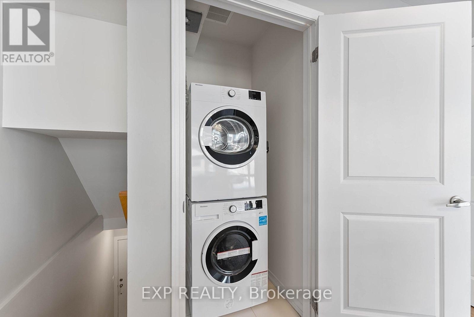 106 - 32 Fieldway Road, Toronto, Ontario  M8Z 3L2 - Photo 11 - W12726044