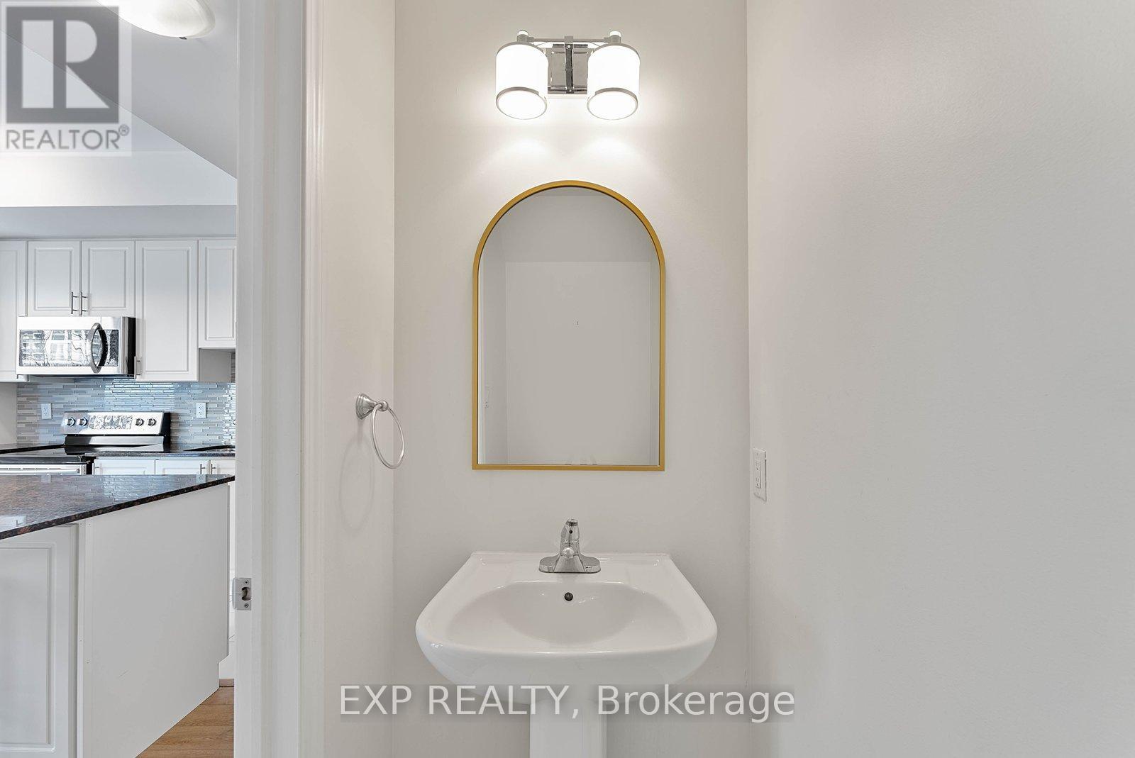 106 - 32 Fieldway Road, Toronto, Ontario  M8Z 3L2 - Photo 4 - W12726044