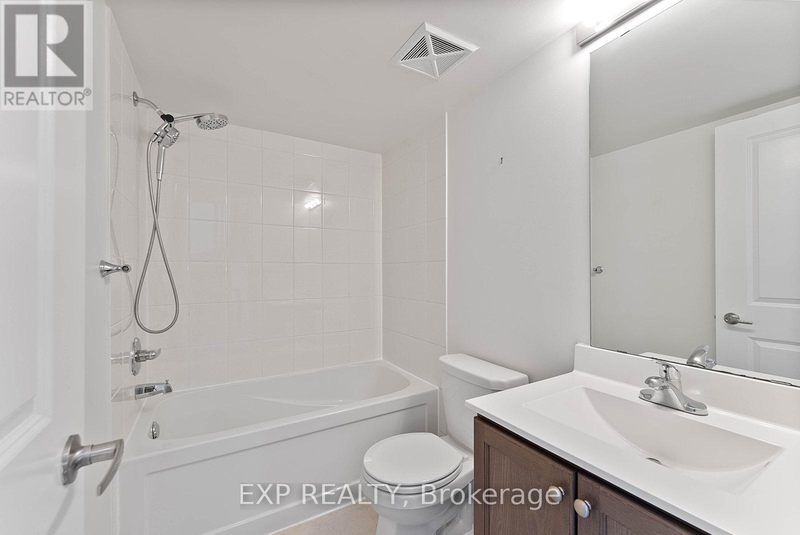 106 - 32 Fieldway Road, Toronto, Ontario  M8Z 3L2 - Photo 8 - W12726044