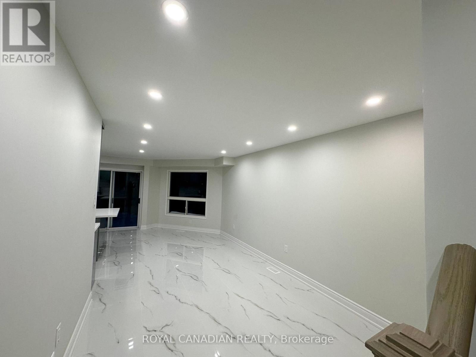 17 Trammell Lane, Brampton, Ontario  L6Y 4J3 - Photo 7 - W12726054