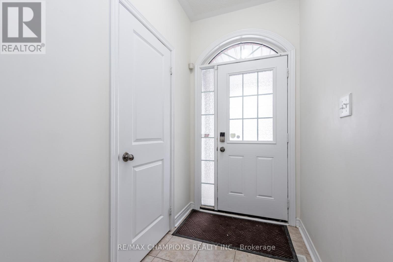 64 PENNYCROSS CRESCENT, Brampton, Ontario