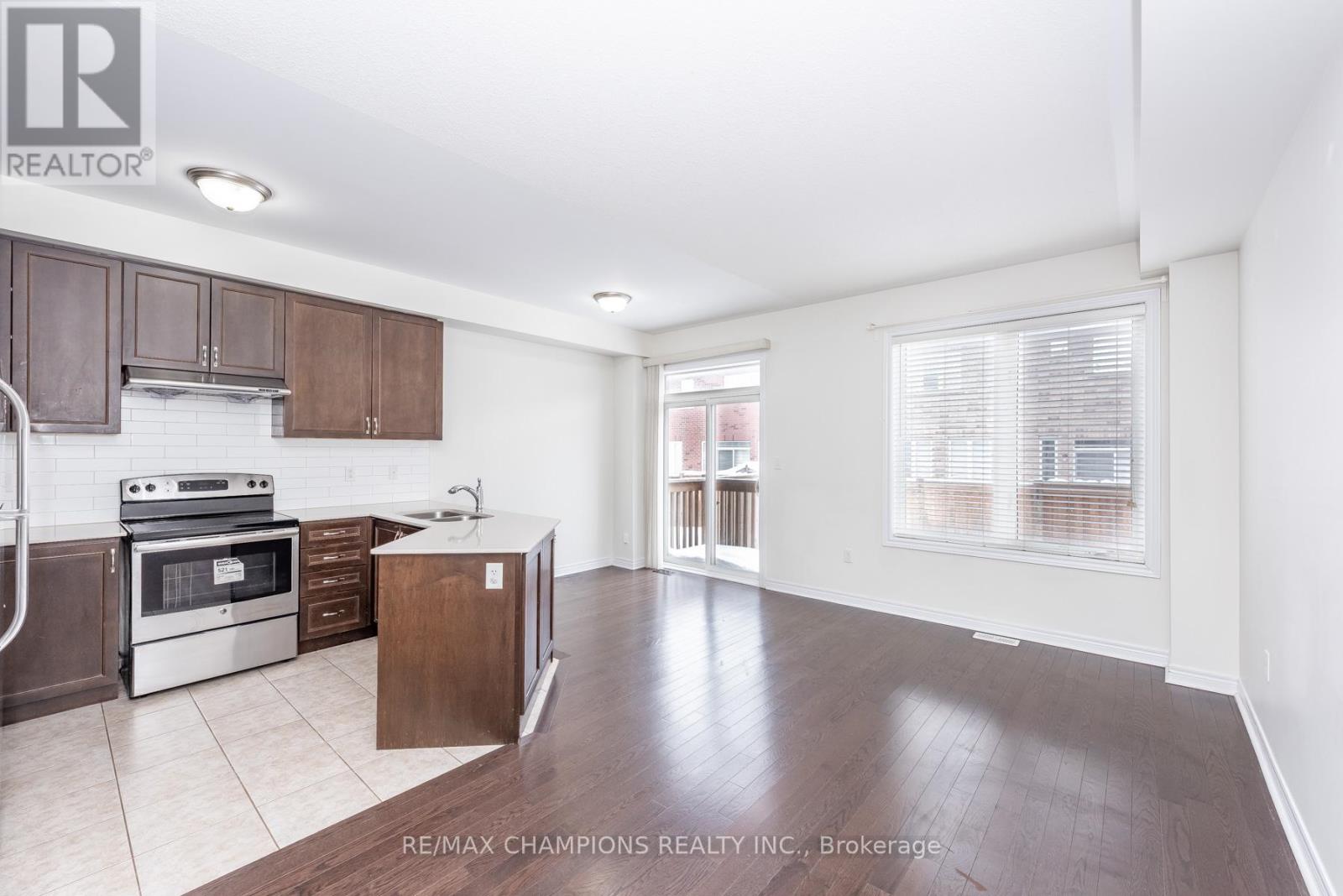 64 Pennycross Crescent, Brampton, Ontario  L7A 4M1 - Photo 18 - W12726106