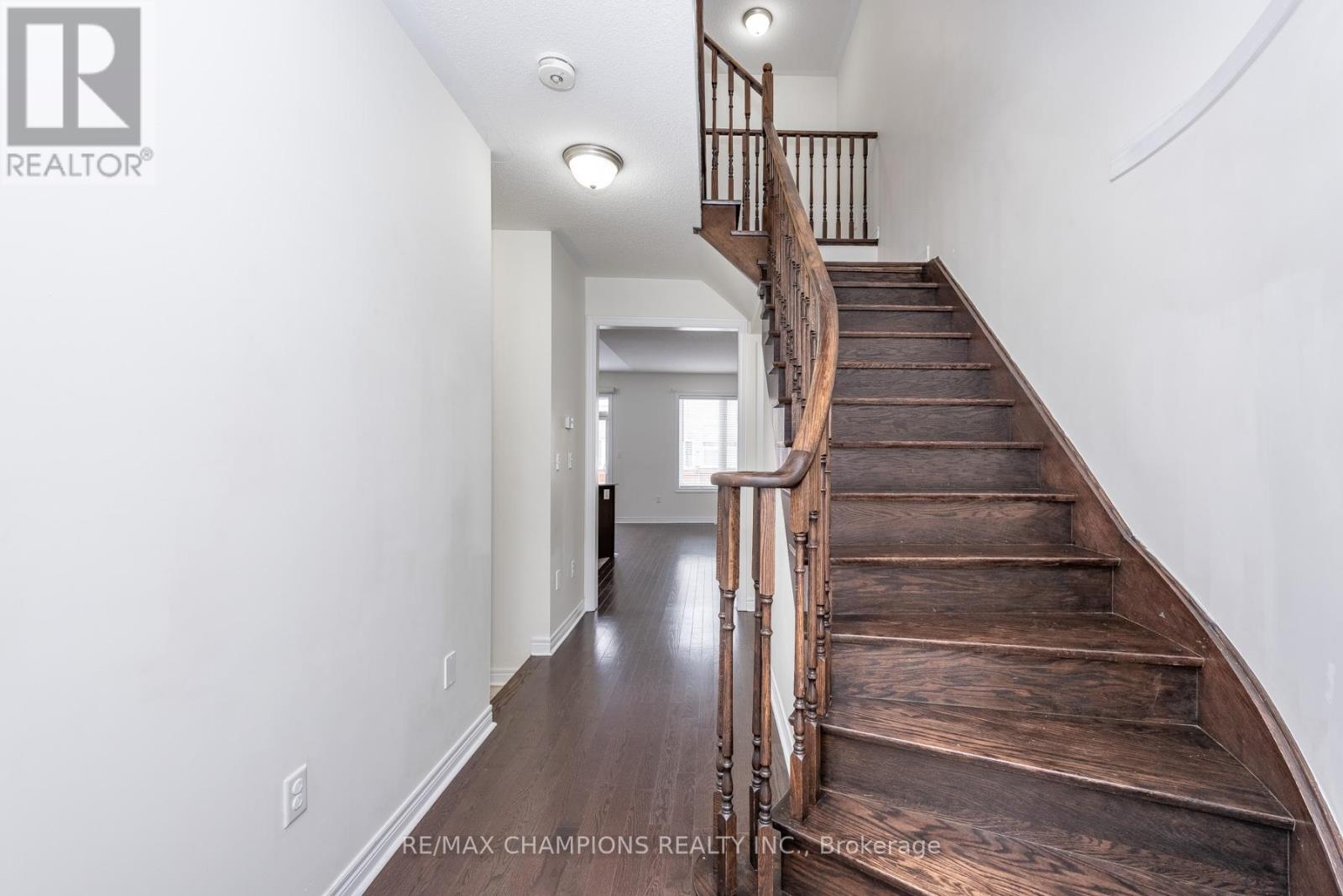 64 Pennycross Crescent, Brampton, Ontario  L7A 4M1 - Photo 20 - W12726106