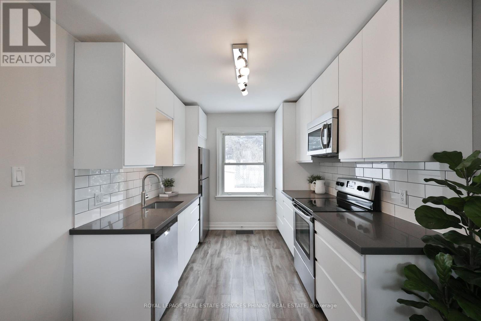 256 Walter Avenue S, Hamilton, Ontario  L8K 3L4 - Photo 7 - X12725950