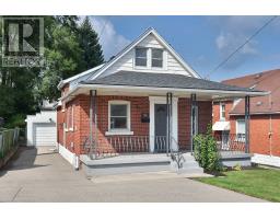 256 WALTER AVENUE S, Hamilton, Ontario