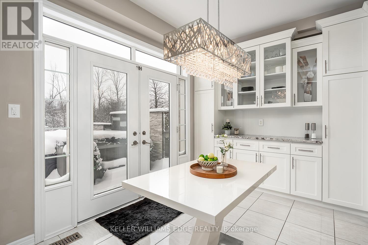 168 Echovalley Drive, Hamilton, Ontario  L8J 0H2 - Photo 15 - X12725954