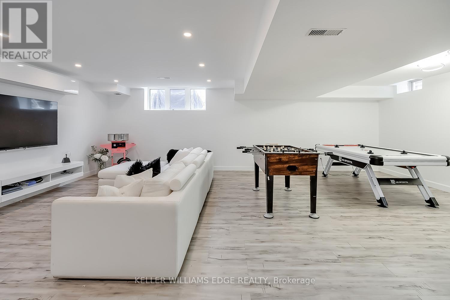 168 Echovalley Drive, Hamilton, Ontario  L8J 0H2 - Photo 35 - X12725954