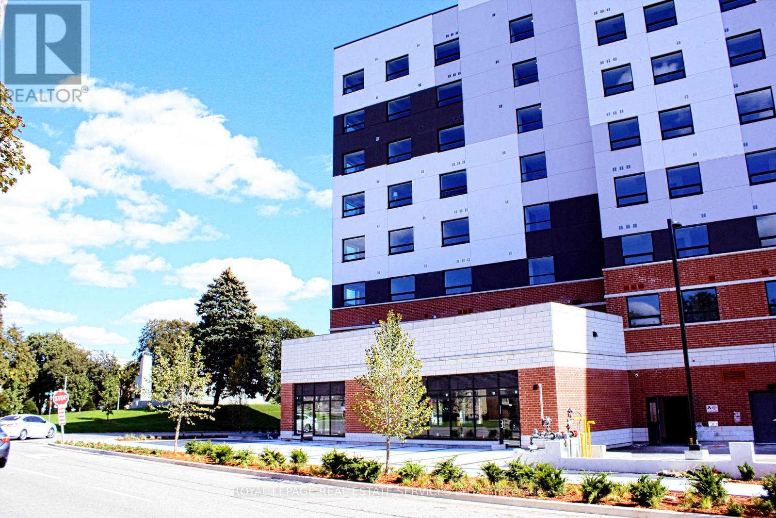 404 - 1 Wellington Street, Brantford, Ontario  N3T 2L3 - Photo 3 - X12725960