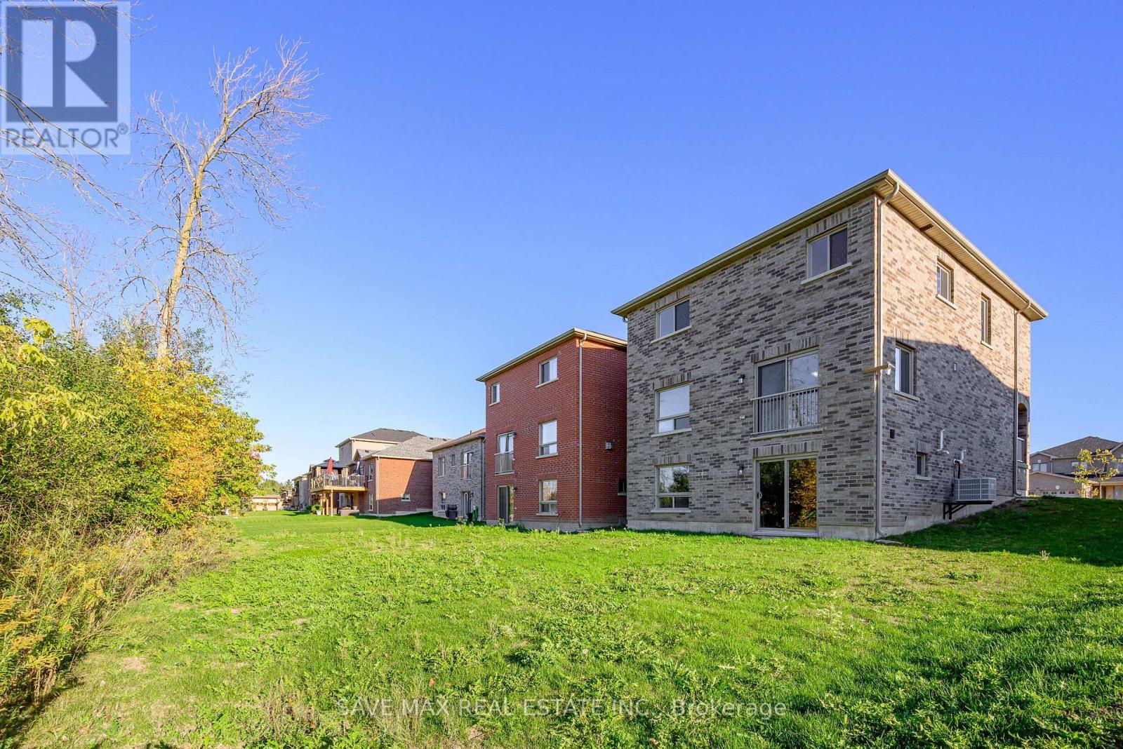 43 Carew Boulevard, Kawartha Lakes, Ontario  K9V 0P7 - Photo 8 - X12725982