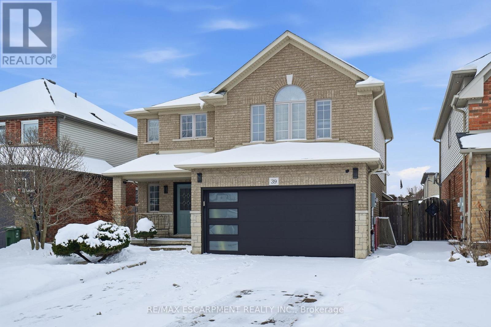 39 Wilbur Drive, Hamilton, Ontario  L0R 1C0 - Photo 3 - X12726076