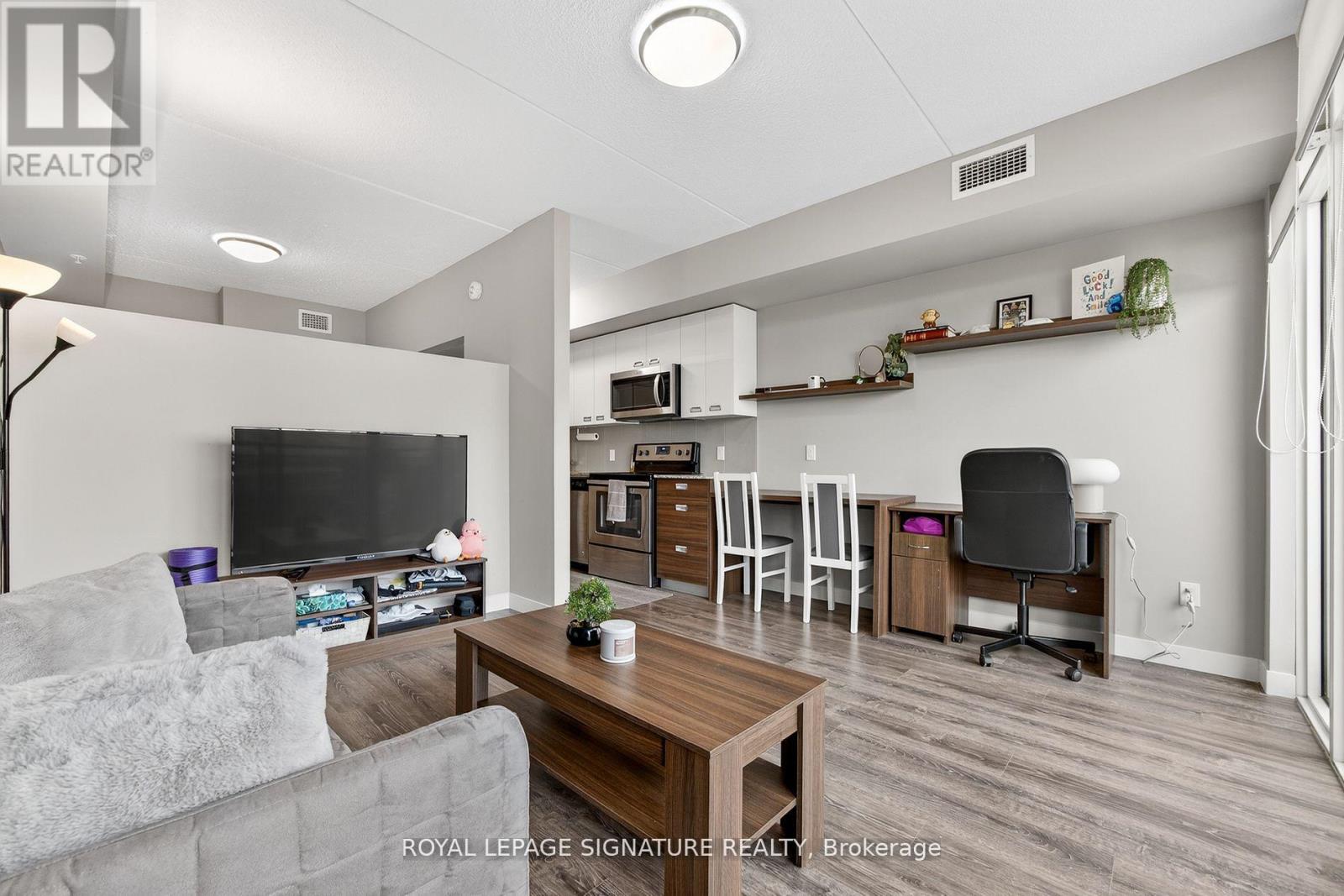 6 - 308 Lester Street, Waterloo, Ontario  N2L 0H9 - Photo 17 - X12726128