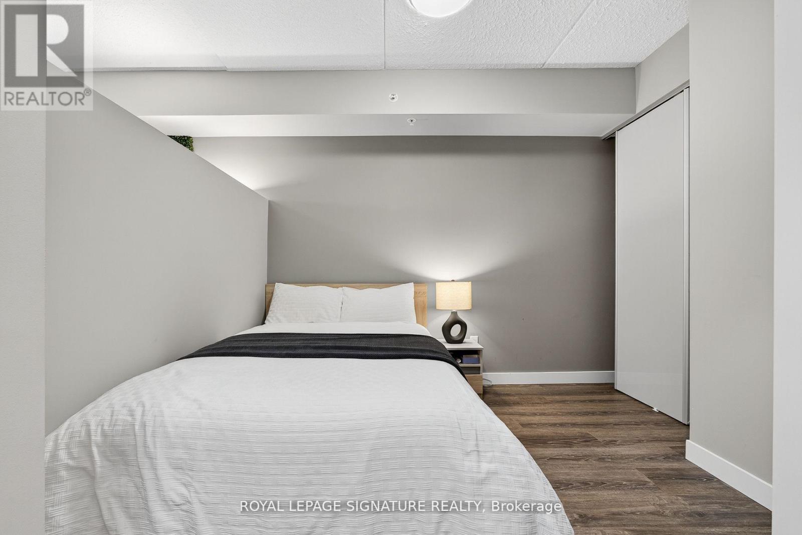 6 - 308 Lester Street, Waterloo, Ontario  N2L 0H9 - Photo 21 - X12726128