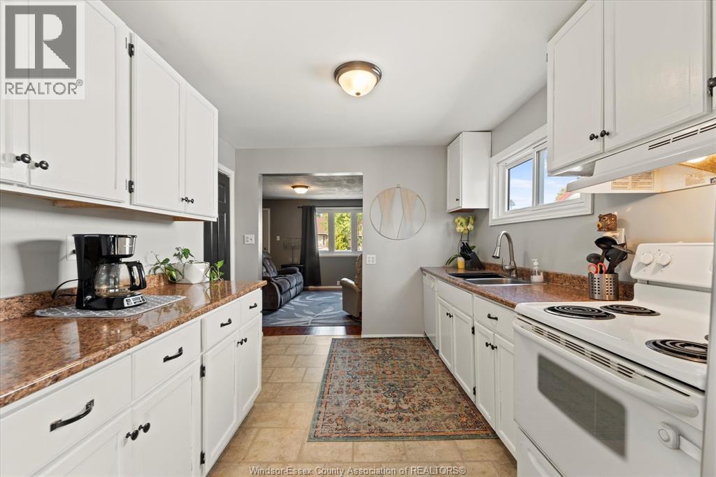 1614 Westcott, Windsor, Ontario  N8Y 4C7 - Photo 10 - 26001856