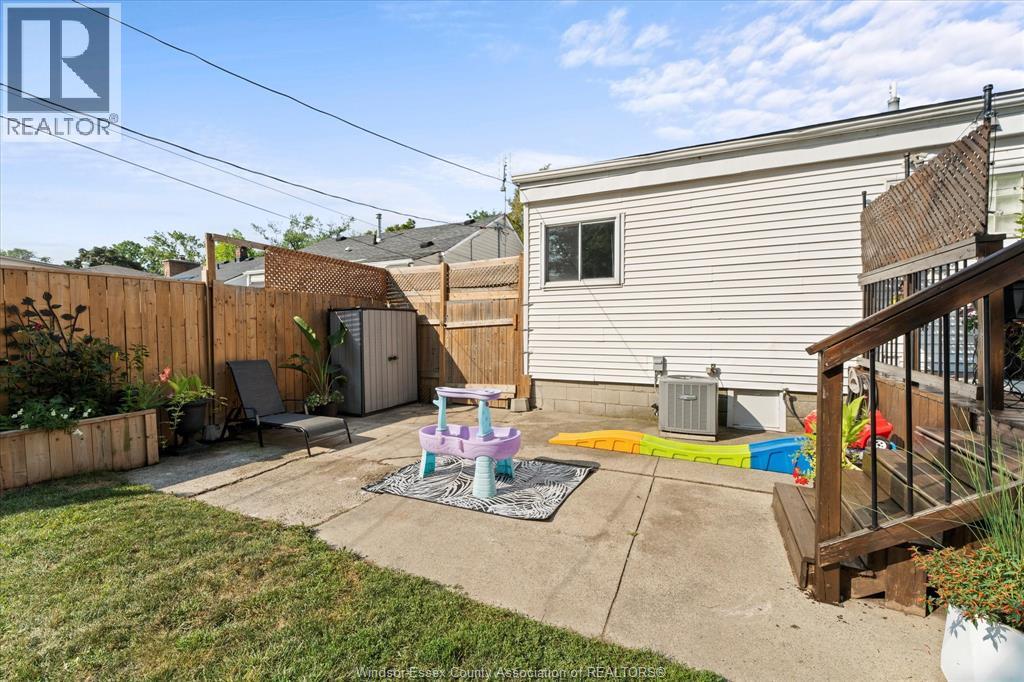 1614 Westcott, Windsor, Ontario  N8Y 4C7 - Photo 22 - 26001856