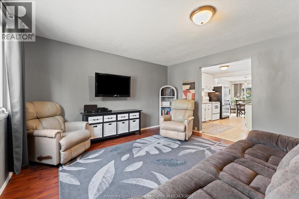 1614 Westcott, Windsor, Ontario  N8Y 4C7 - Photo 5 - 26001856