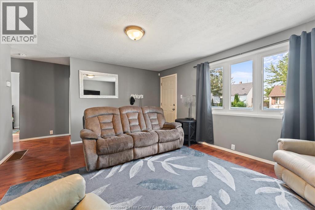 1614 Westcott, Windsor, Ontario  N8Y 4C7 - Photo 6 - 26001856