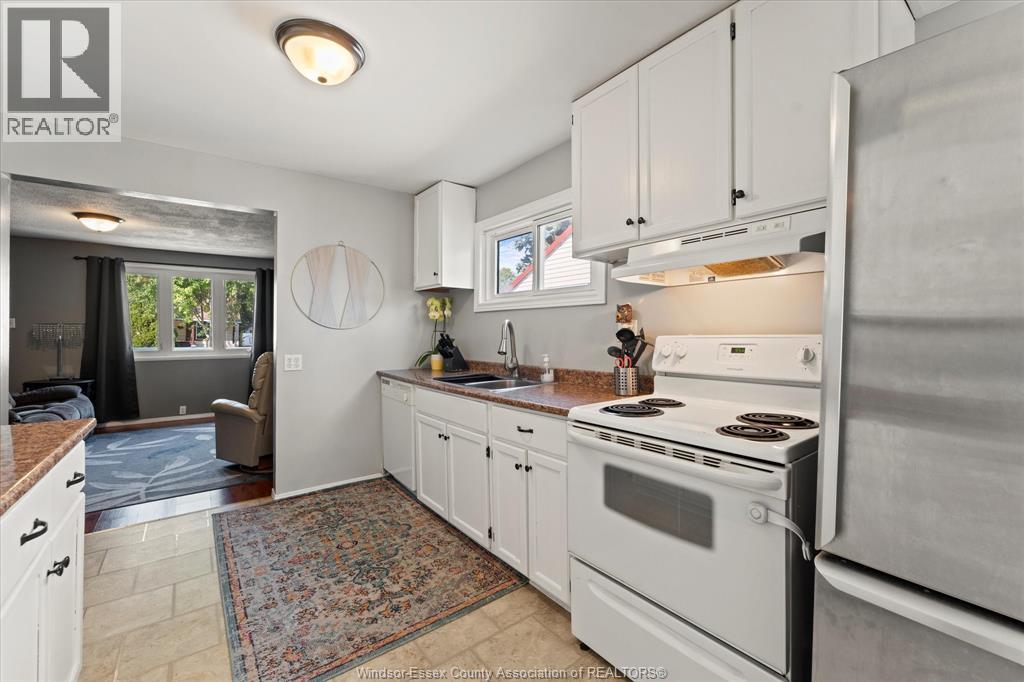 1614 Westcott, Windsor, Ontario  N8Y 4C7 - Photo 7 - 26001856