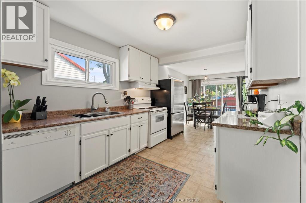 1614 Westcott, Windsor, Ontario  N8Y 4C7 - Photo 8 - 26001856