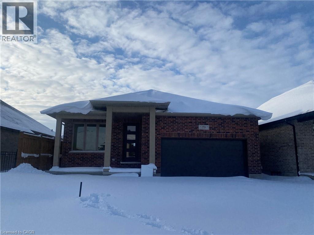 79 South Parkwood Boulevard, Elmira, Ontario  N3B 0C8 - Photo 2 - 40755883