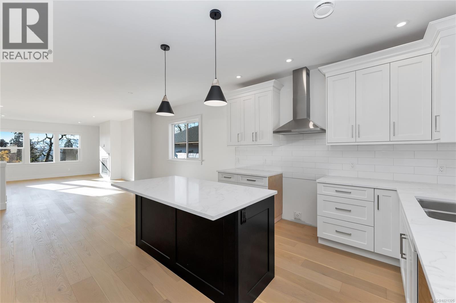 2021 Oakhill Pl, Duncan, British Columbia  V9L 0J2 - Photo 6 - 1021325