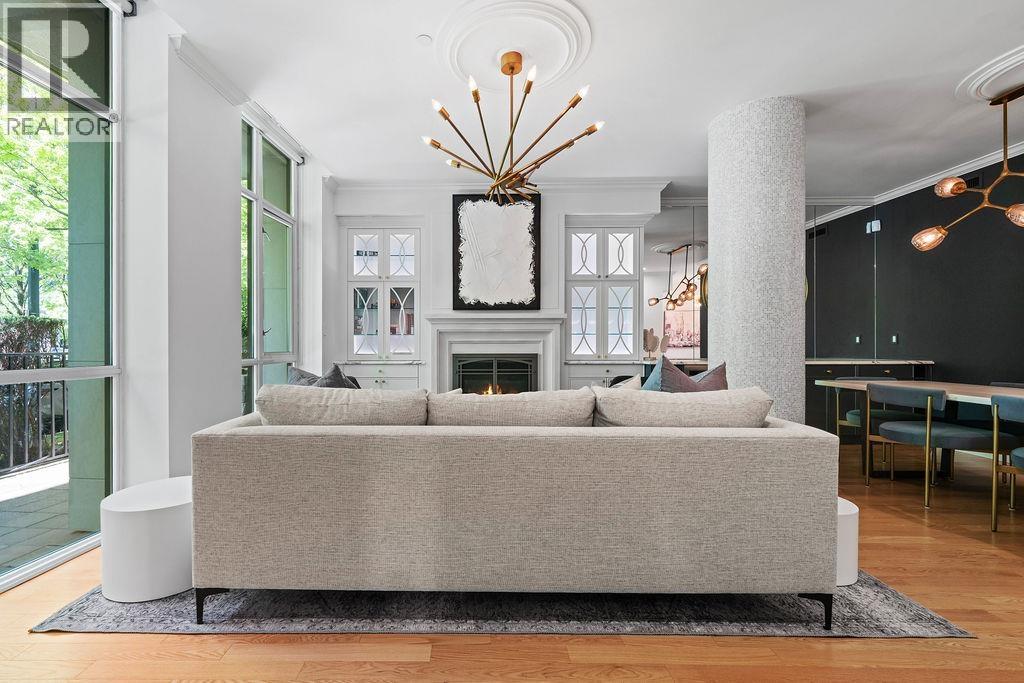 471 Beach Crescent, Vancouver, British Columbia  V6Z 3B9 - Photo 4 - R3082702