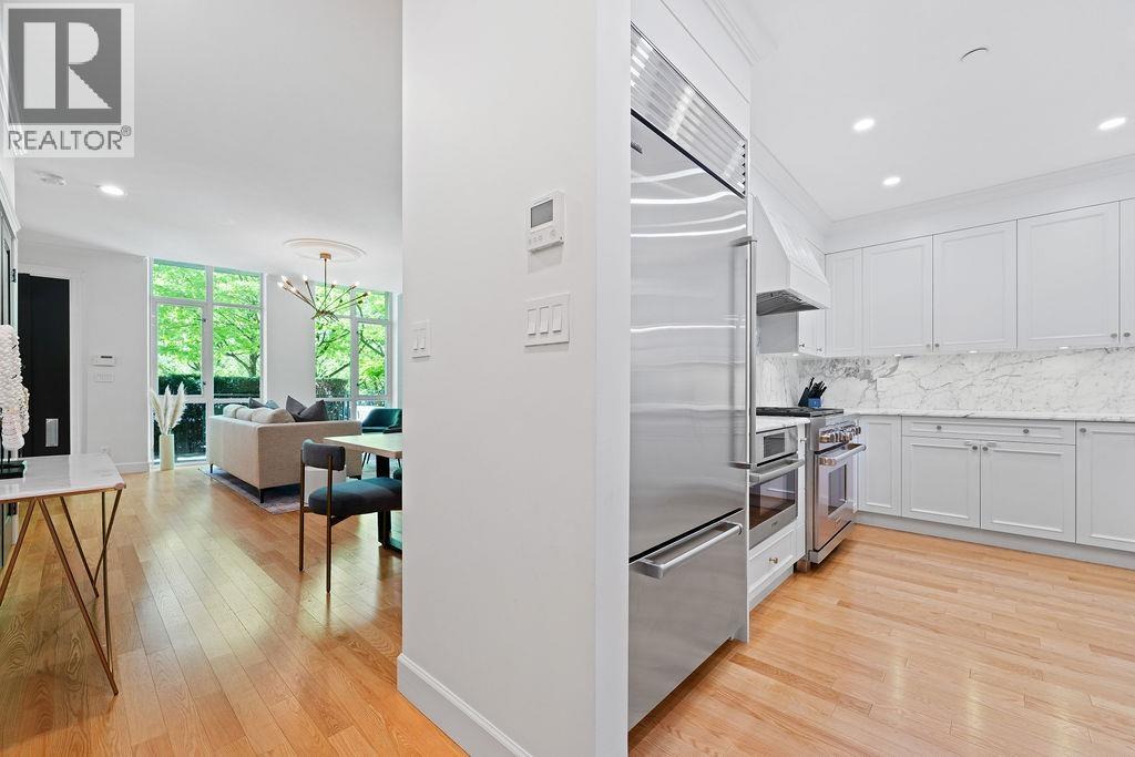 471 Beach Crescent, Vancouver, British Columbia  V6Z 3B9 - Photo 5 - R3082702