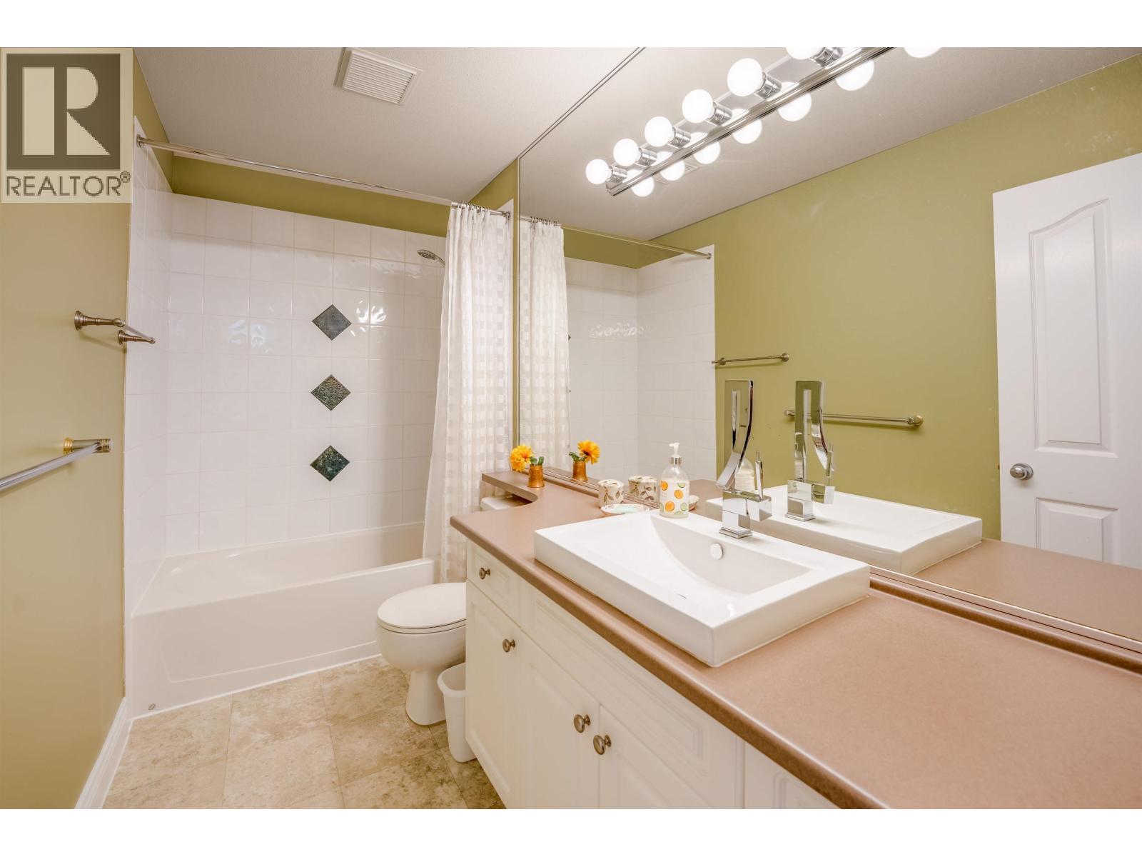 3051 Sienna Court, Coquitlam, British Columbia  V3E 3N7 - Photo 15 - R3082708