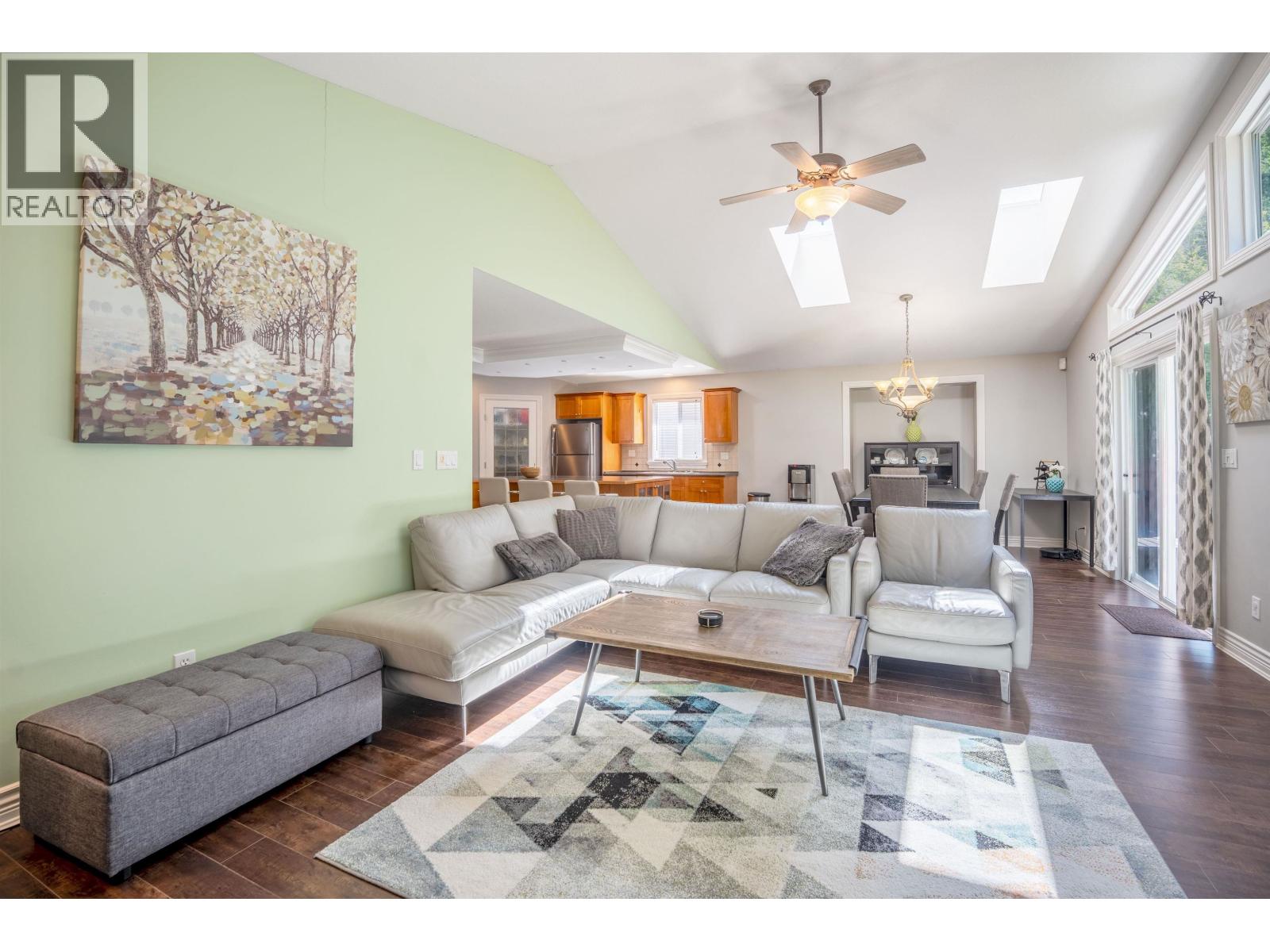 3051 Sienna Court, Coquitlam, British Columbia  V3E 3N7 - Photo 25 - R3082708