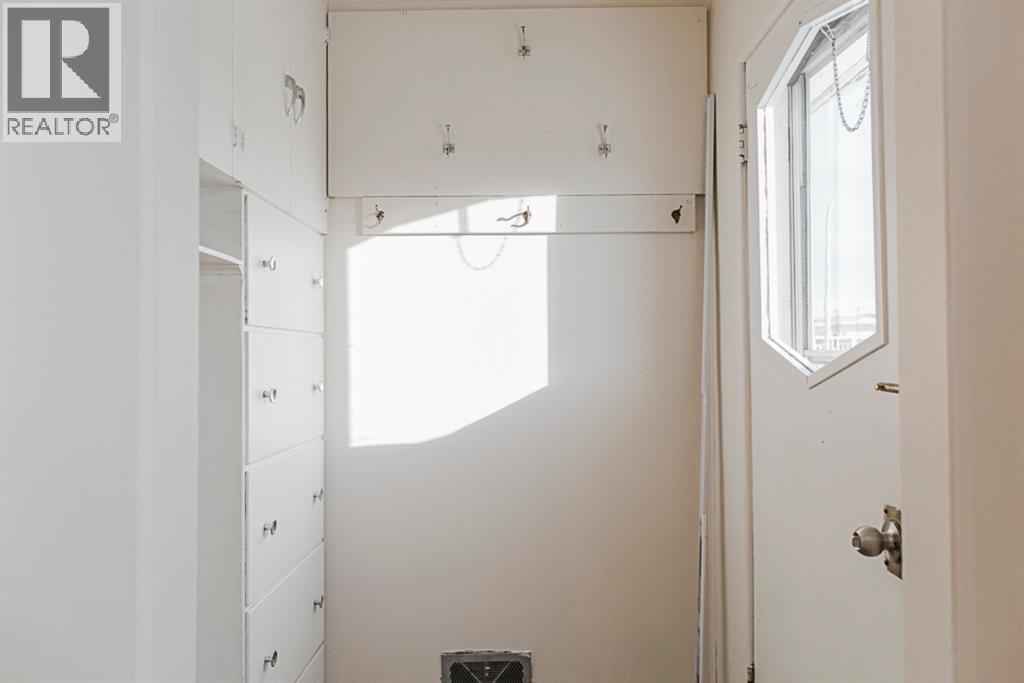 10120 103 Avenue, Grande Prairie, Alberta  T8V 1C1 - Photo 11 - A2236685