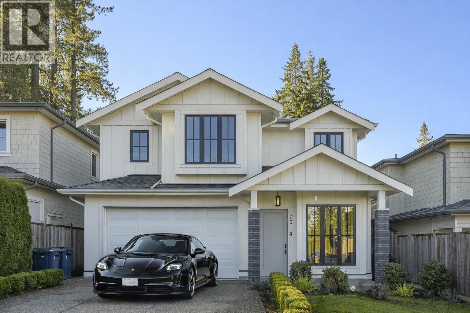 702 Robinson Street, Coquitlam, British Columbia  V3J 2W9 - Photo 1 - R3081841