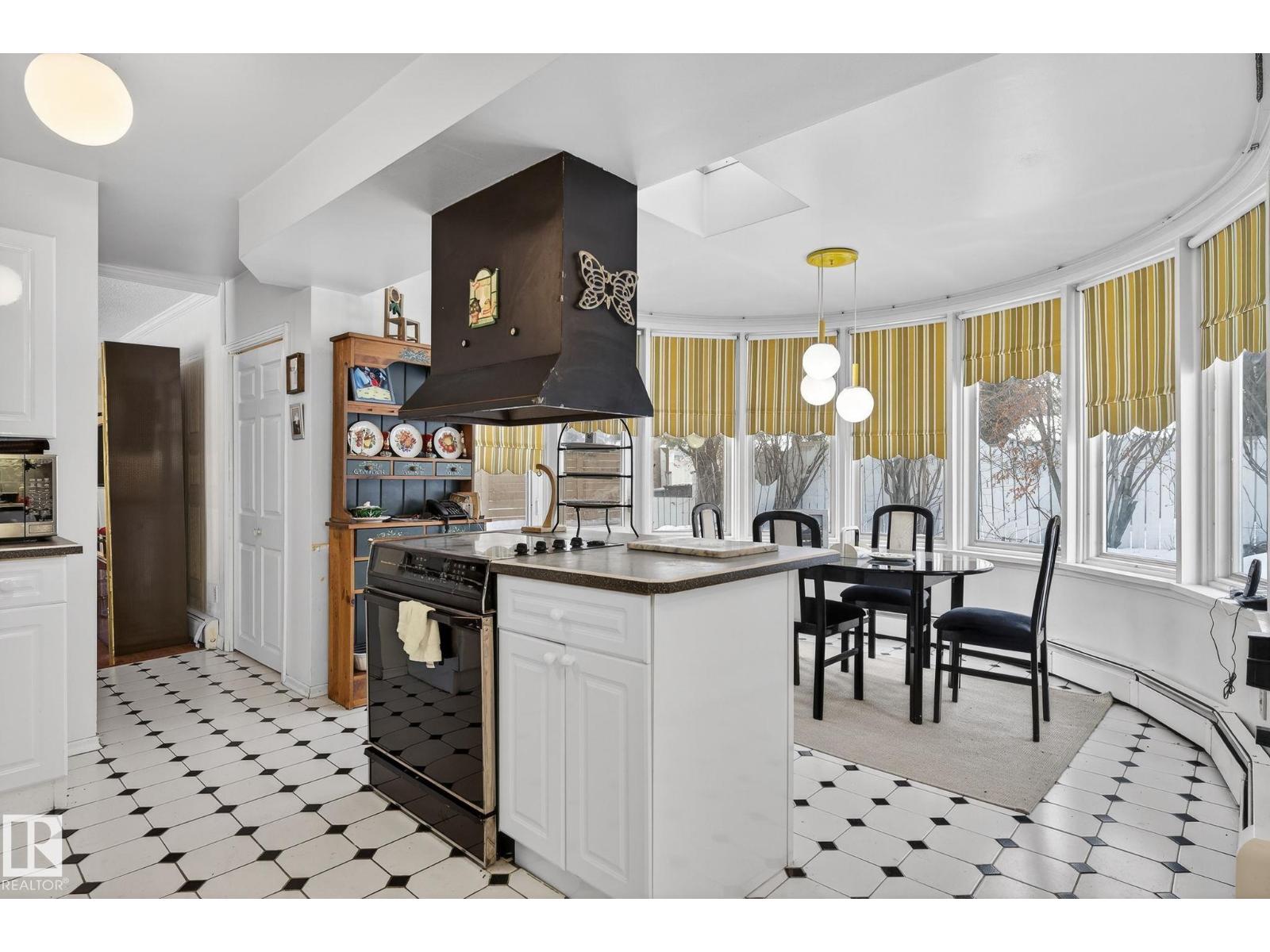 16 Laurier Pl Nw, Edmonton, Alberta  T5R 5P4 - Photo 46 - E4470934