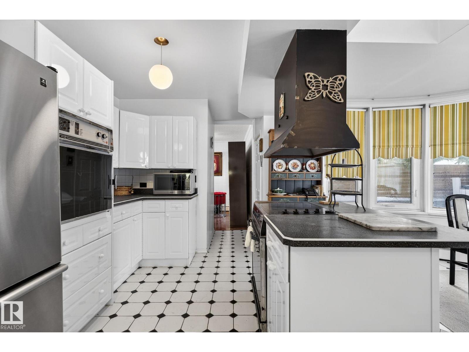 16 Laurier Pl Nw, Edmonton, Alberta  T5R 5P4 - Photo 47 - E4470934