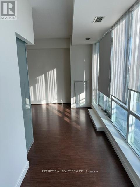 710 - 112 George Street, Toronto, Ontario  M5A 2M5 - Photo 8 - C12726158