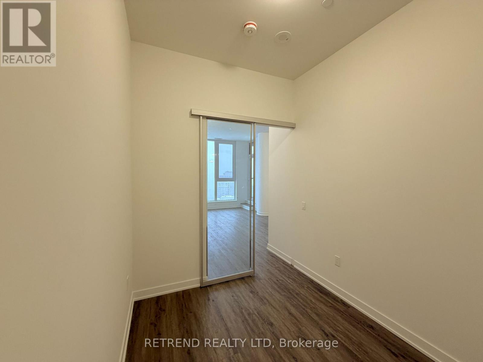 1914 - 1 Quarrington Lane, Toronto, Ontario  M3C 0S4 - Photo 16 - C12726182