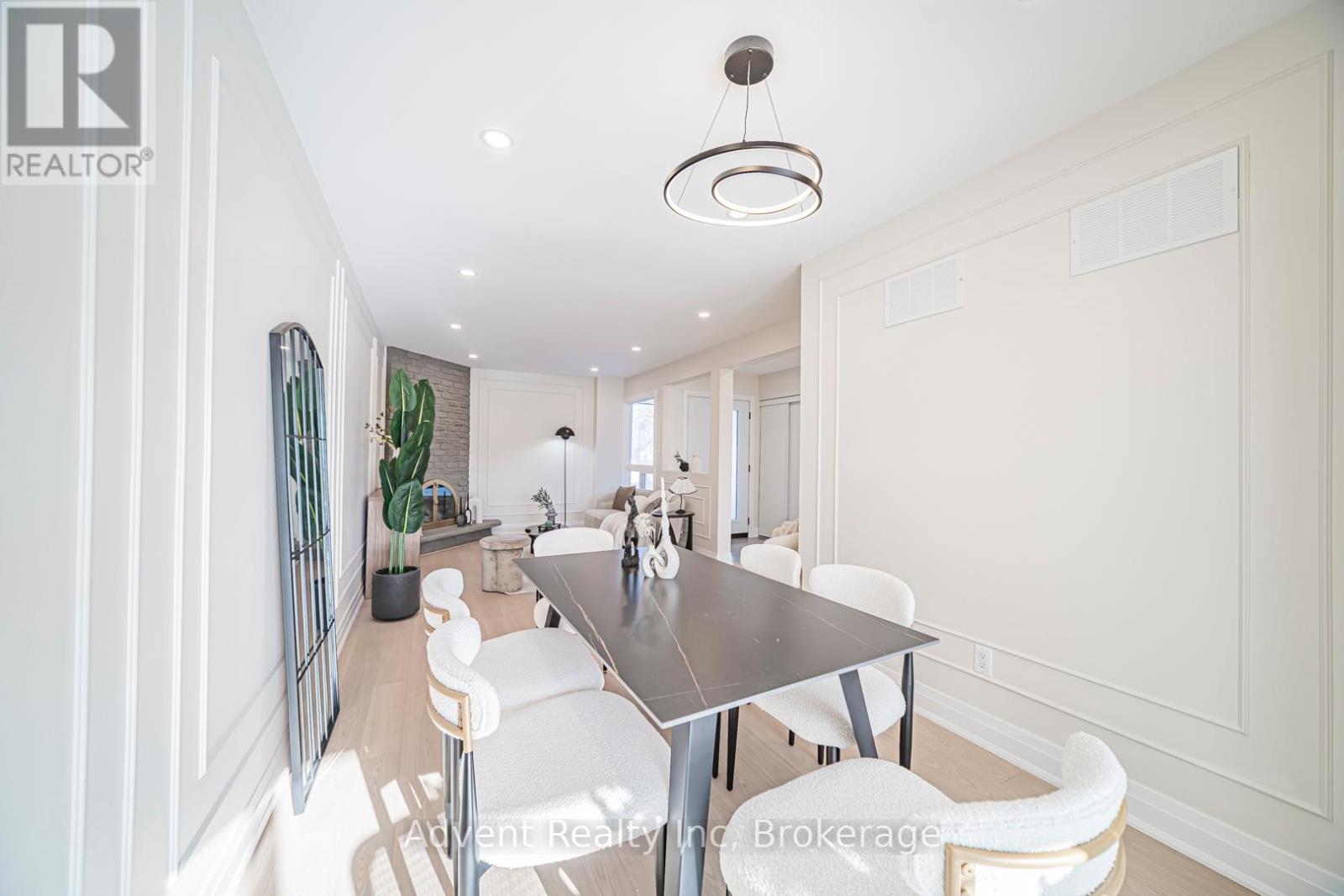 53 Cheeseman Drive, Markham, Ontario  L3R 3G3 - Photo 13 - N12726154