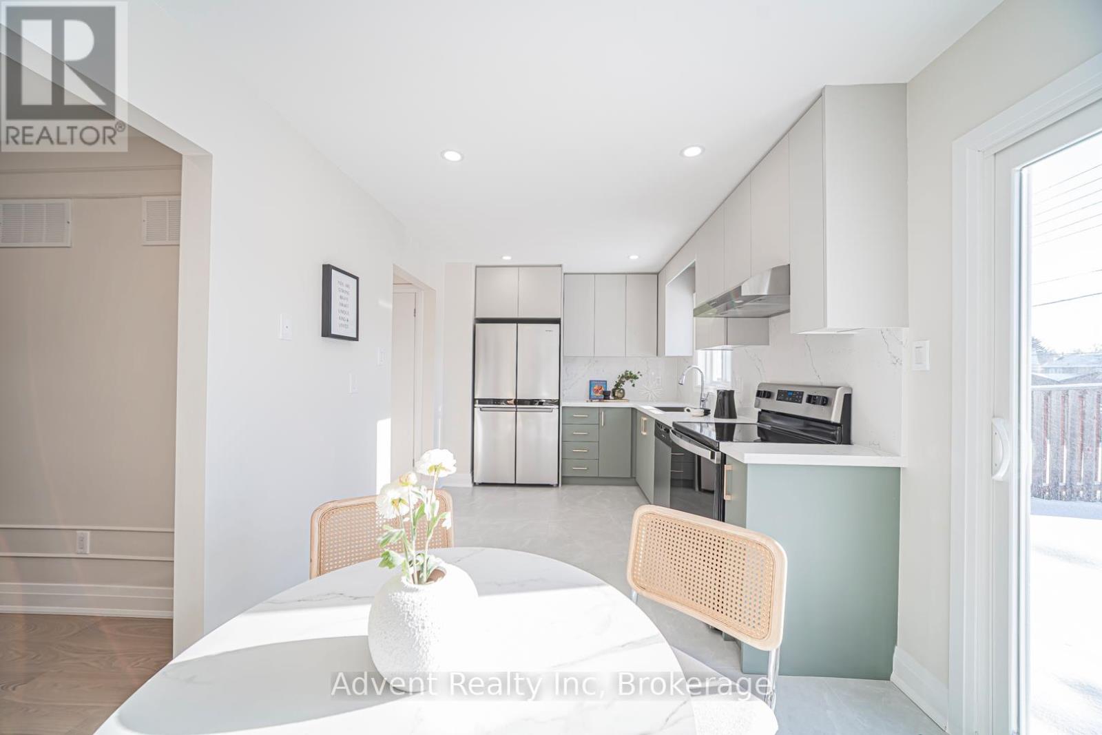 53 Cheeseman Drive, Markham, Ontario  L3R 3G3 - Photo 16 - N12726154