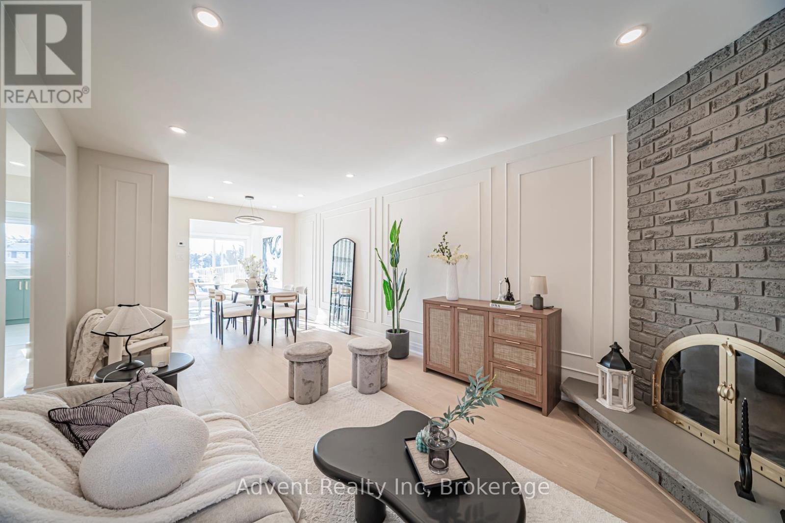 53 Cheeseman Drive, Markham, Ontario  L3R 3G3 - Photo 9 - N12726154