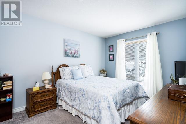 65 Pennsylvania Avenue, Wasaga Beach, Ontario  L9Z 3A8 - Photo 15 - S12726176