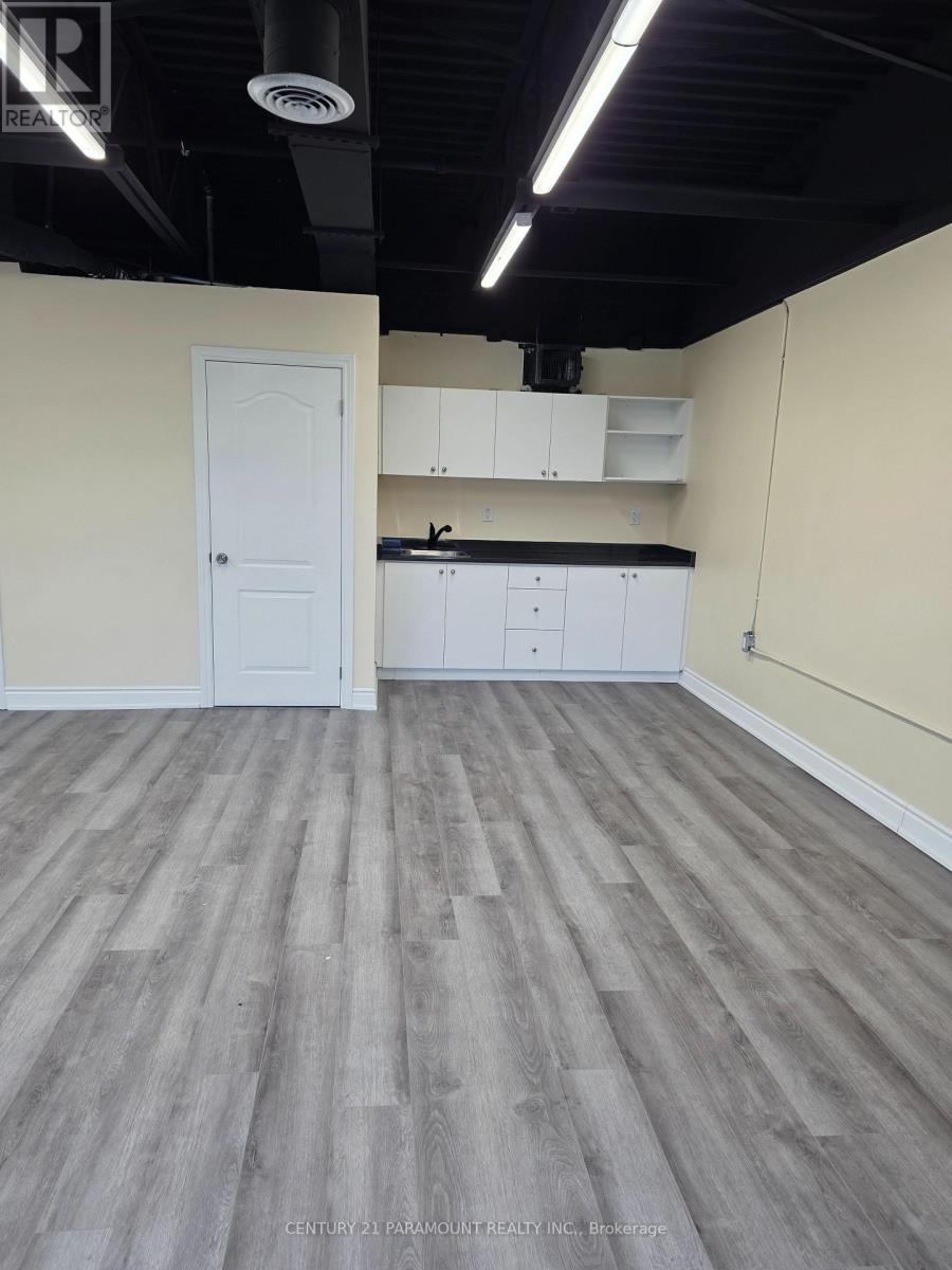 14 Upper Level - 587 Hanlon Creek Boulevard, Guelph, Ontario  N1C 0A1 - Photo 4 - X12605586