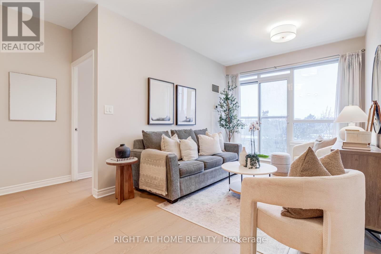 307 - 3865 Lake Shore Boulevard W, Toronto, Ontario  M8W 0A2 - Photo 10 - W12726136